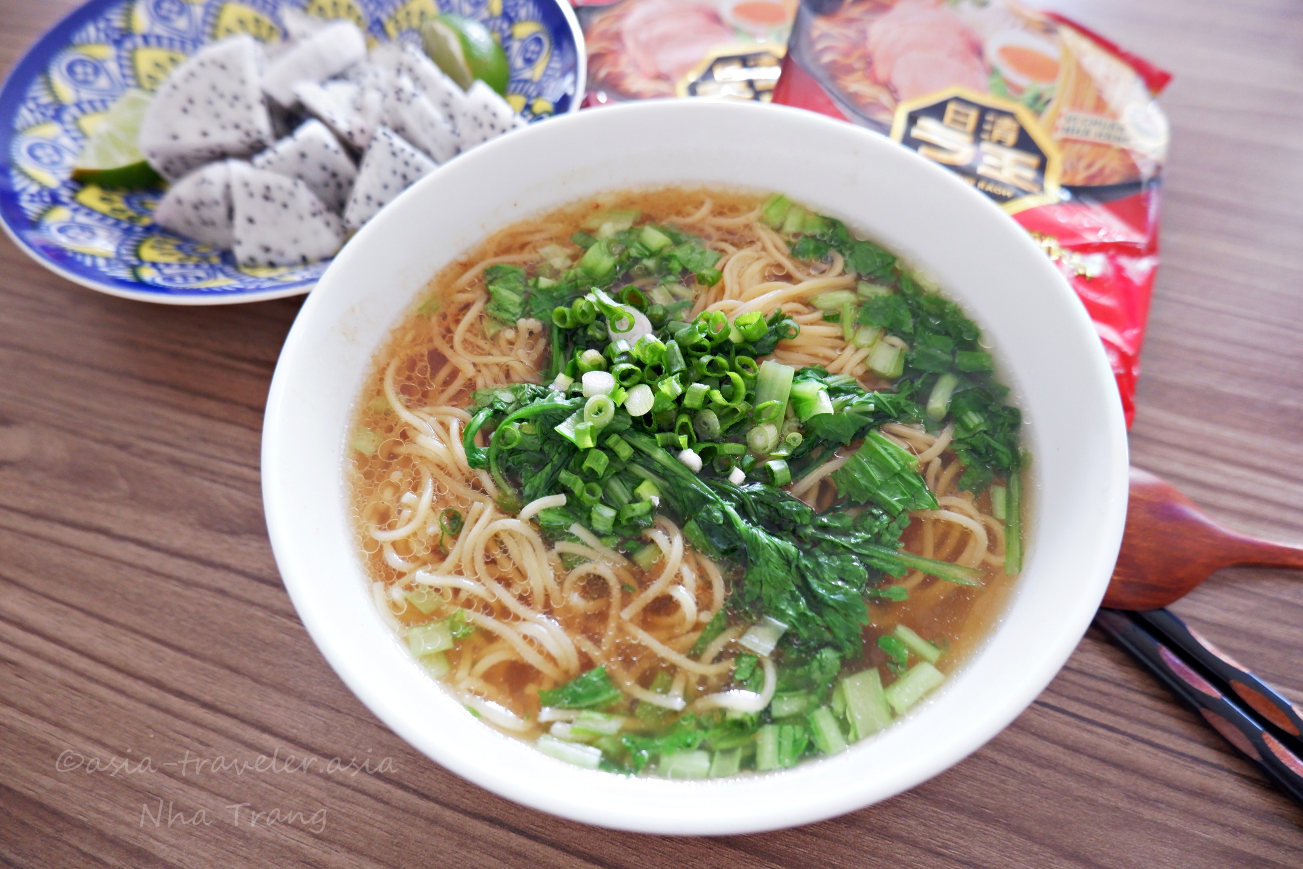 ベトナム　ラ王